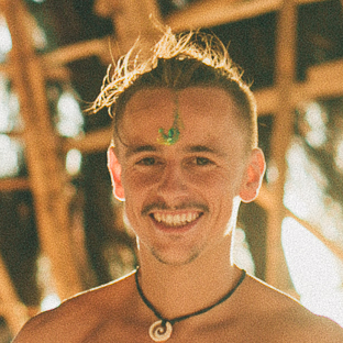 Click for more about your teacher, Stef